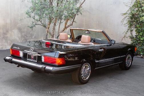 1986 Mercedes-Benz SL-Class 560SL