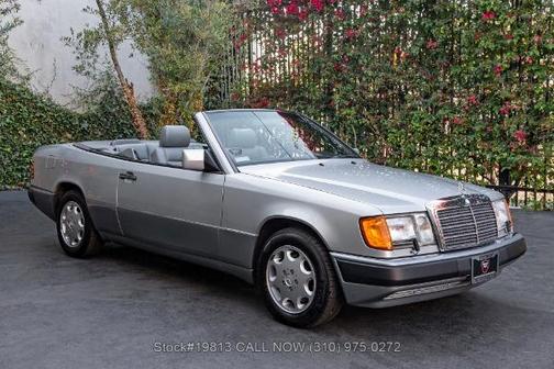 Brilliant Silver 1993 Mercedes-Benz E-Class 3.2