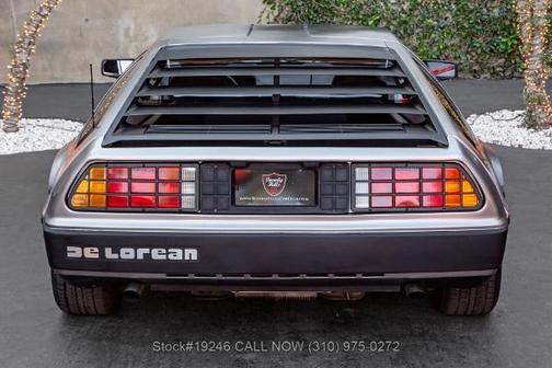 1982 Delorean DMC-12 