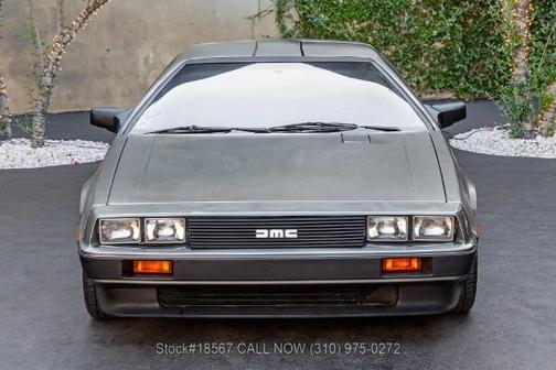 1981 Delorean DMC-12 