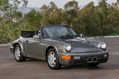 1992 Porsche 911 Carrera 2 Cabriolet