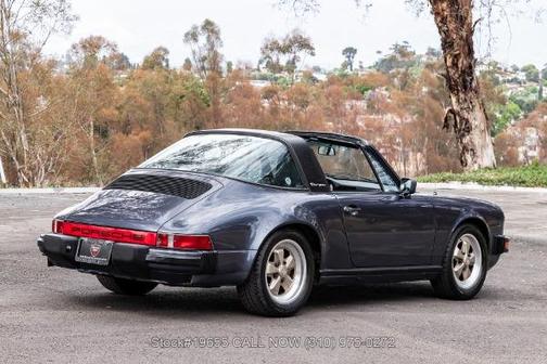 Prussian Blue Metallic 1985 Porsche 911