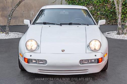 1987 Porsche 928 S4