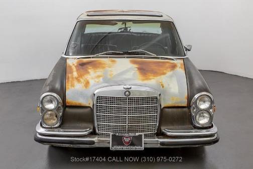 1969 Mercedes-Benz 300SEL 