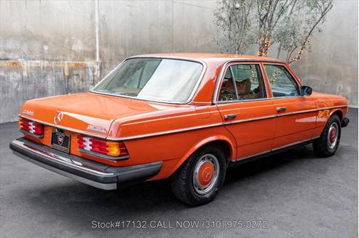 1977 Mercedes-Benz 240D
