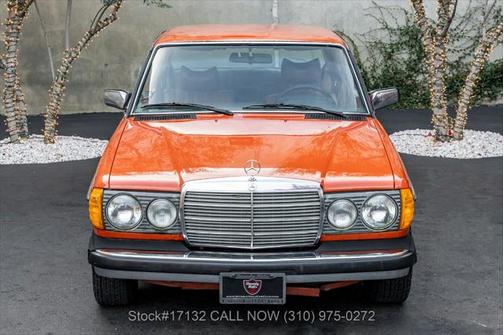1977 Mercedes-Benz 240D