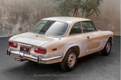 1974 Alfa Romeo GTV