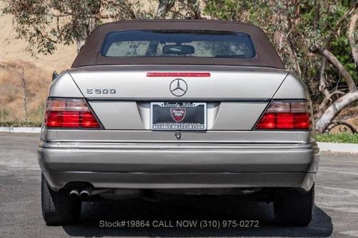 Silver Metallic 1994 Mercedes-Benz E-Class E 320