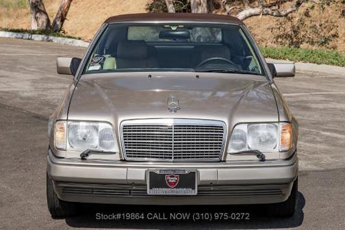 Silver Metallic 1994 Mercedes-Benz E-Class E 320