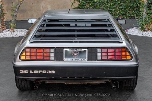 Stainless Steel 1981 Delorean DMC-12