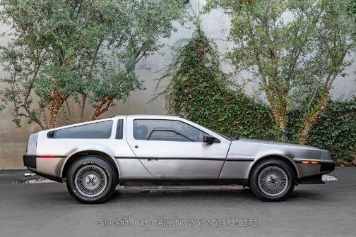 Stainless Steel 1981 Delorean DMC-12