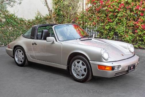 1990 Porsche 911 Carrera 2