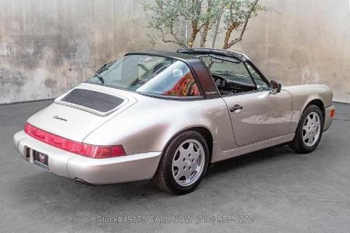 1990 Porsche 911 Carrera 2