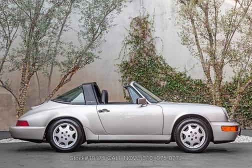 1990 Porsche 911 Carrera 2