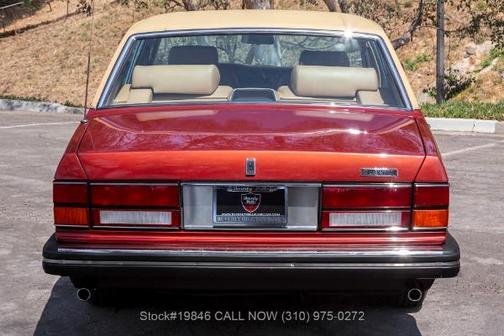 Metallic 1985 Rolls-Royce Silver Spur