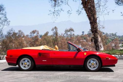 Rosso Corsa 1989 Ferrari Mondial t