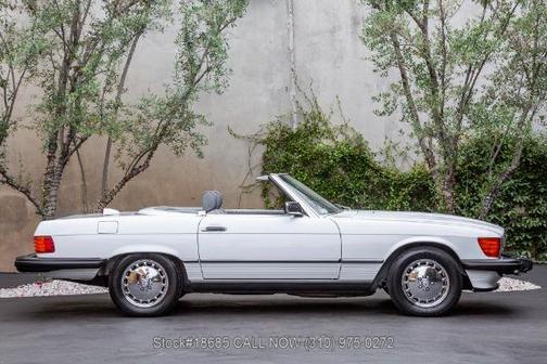 1986 Mercedes-Benz SL-Class 560SL