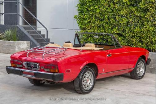 1979 FIAT Spider 2000