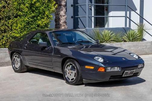 1988 Porsche 928 S4