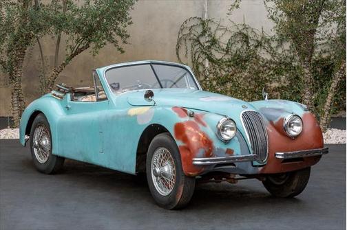 1954 Jaguar XK 120 DROPHEAD