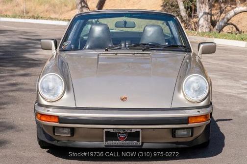 White Gold Metallic 1985 Porsche 911