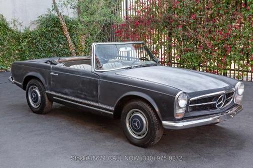 1966 Mercedes-Benz 230SL 