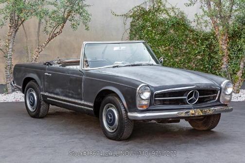 1966 Mercedes-Benz 230SL 