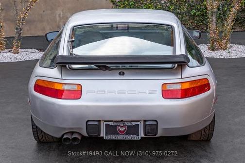 1988 Porsche 928 S4