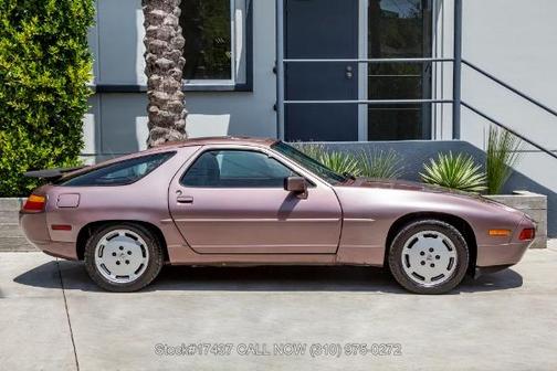 1987 Porsche 928 S4