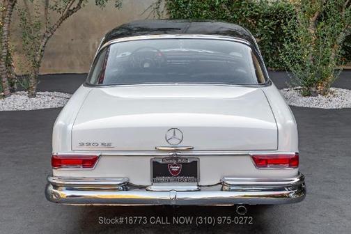 1964 Mercedes-Benz 220 SEb 