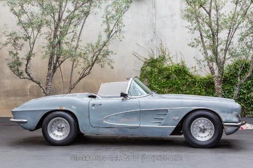 1961 Chevrolet Corvette 
