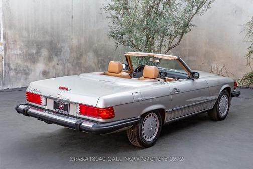 1989 Mercedes-Benz SL-Class 560SL