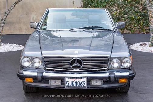 1987 Mercedes-Benz SL-Class 560SL