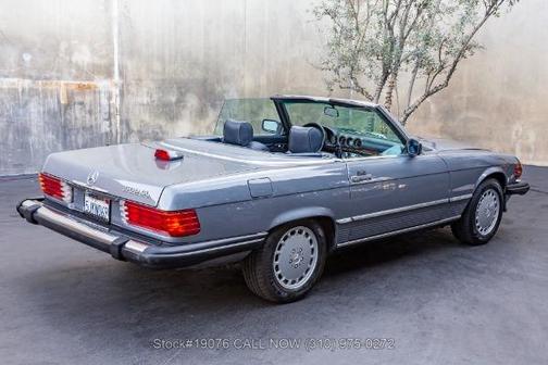 1987 Mercedes-Benz SL-Class 560SL