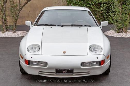 1988 Porsche 928 S4