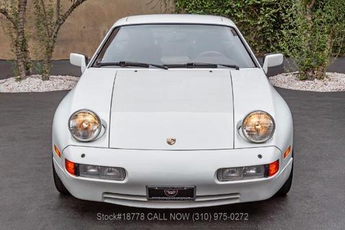 1988 Porsche 928 S4
