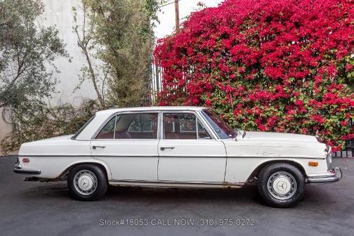 1970 Mercedes-Benz 300SEL 