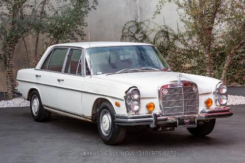 1970 Mercedes-Benz 300SEL 