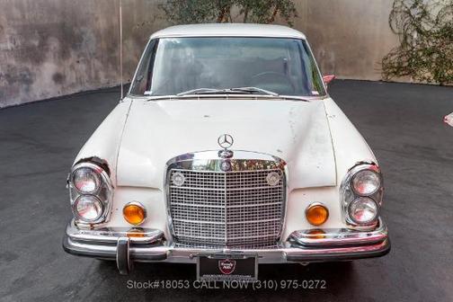 1970 Mercedes-Benz 300SEL 