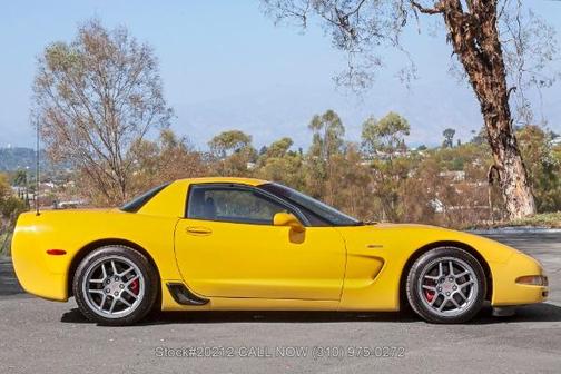 Millennium Yellow 2001 Chevrolet Corvette Z06