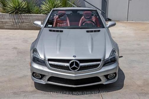 Silver Arrow Metallic 2009 Mercedes-Benz SL-Class SL 550