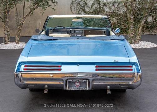 1967 Pontiac Grand Prix 