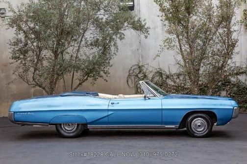 1967 Pontiac Grand Prix 