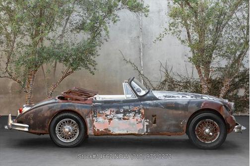 1958 Jaguar XK 150 DROPHEAD EQUIPMENT