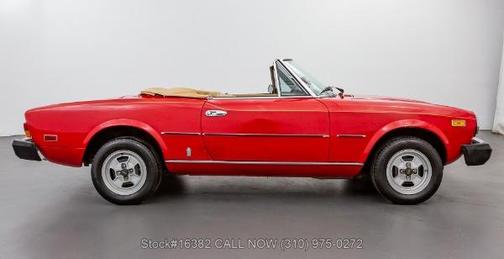 1981 FIAT Spider 2000 2000