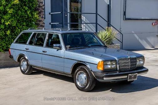 1985 Mercedes-Benz E-Class 300TD