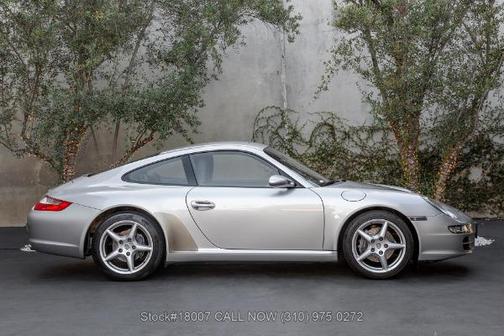 2005 Porsche 911 Carrera