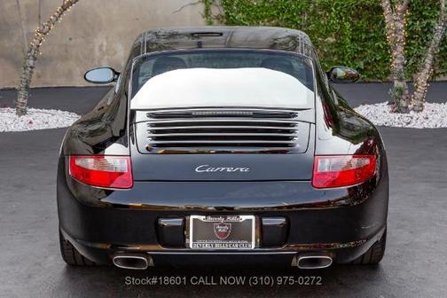 2005 Porsche 911 Carrera