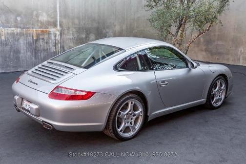 2005 Porsche 911 Carrera