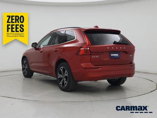 Orange 2022 Volvo XC60 B5 Momentum